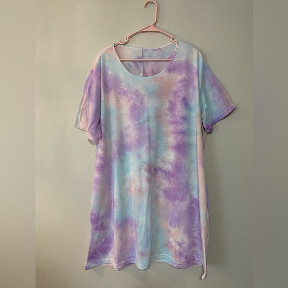 Dresses & Skirts - Tie-Dye T-Shirt Dress